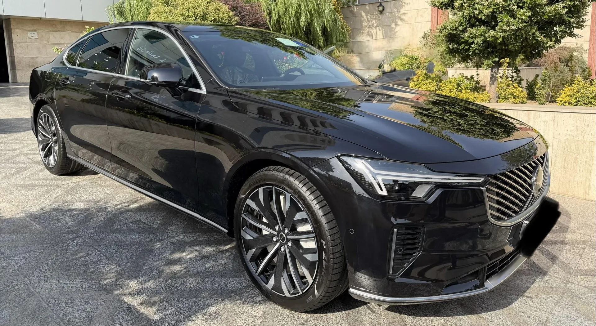 ولوو S90