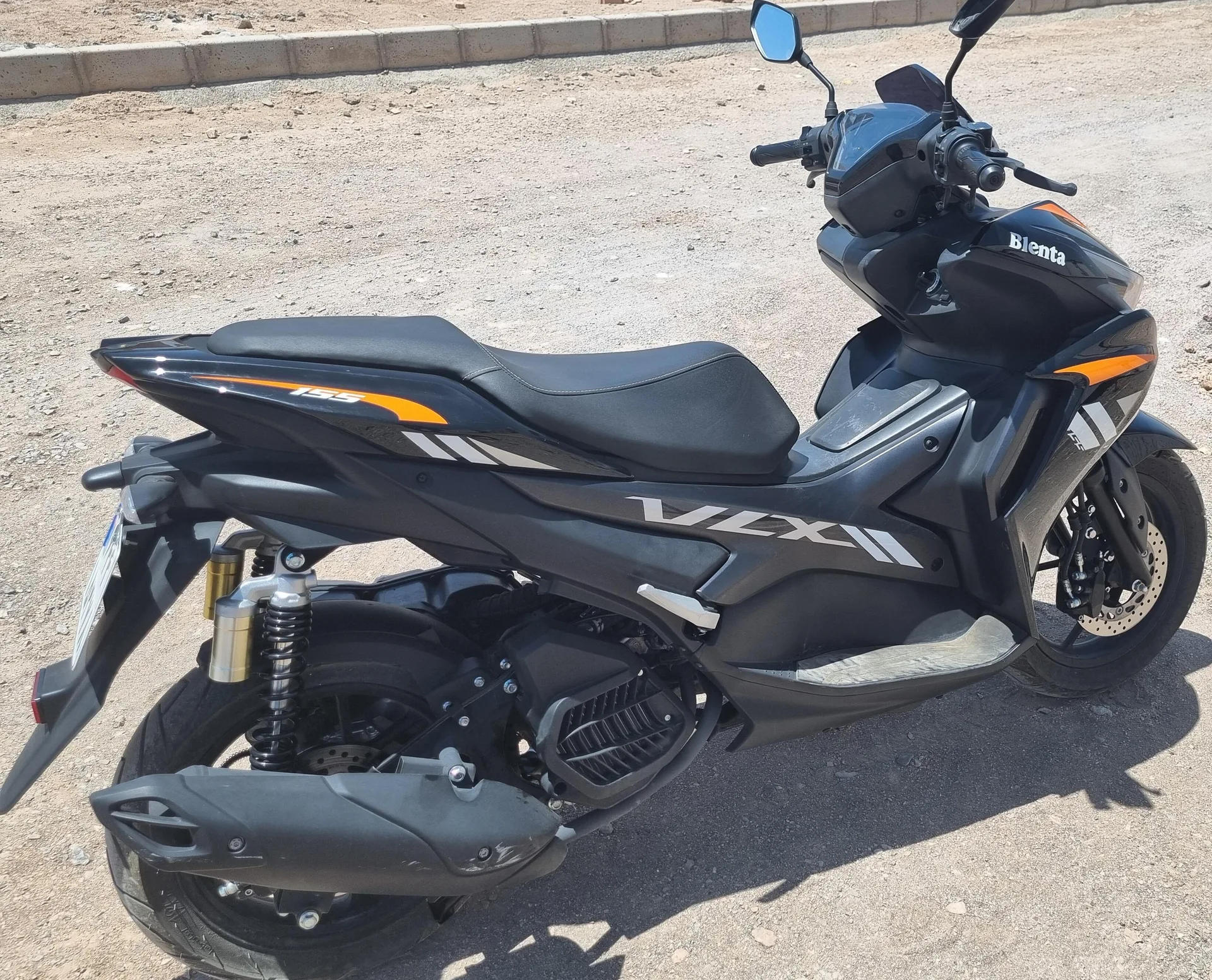جهان همتا بلنتا VLX150