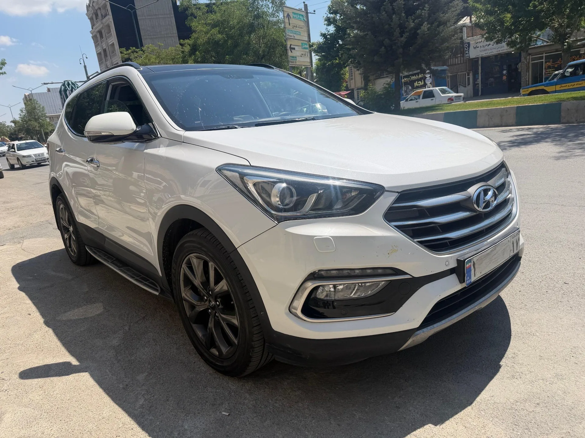 هیوندای  سانتافه 2