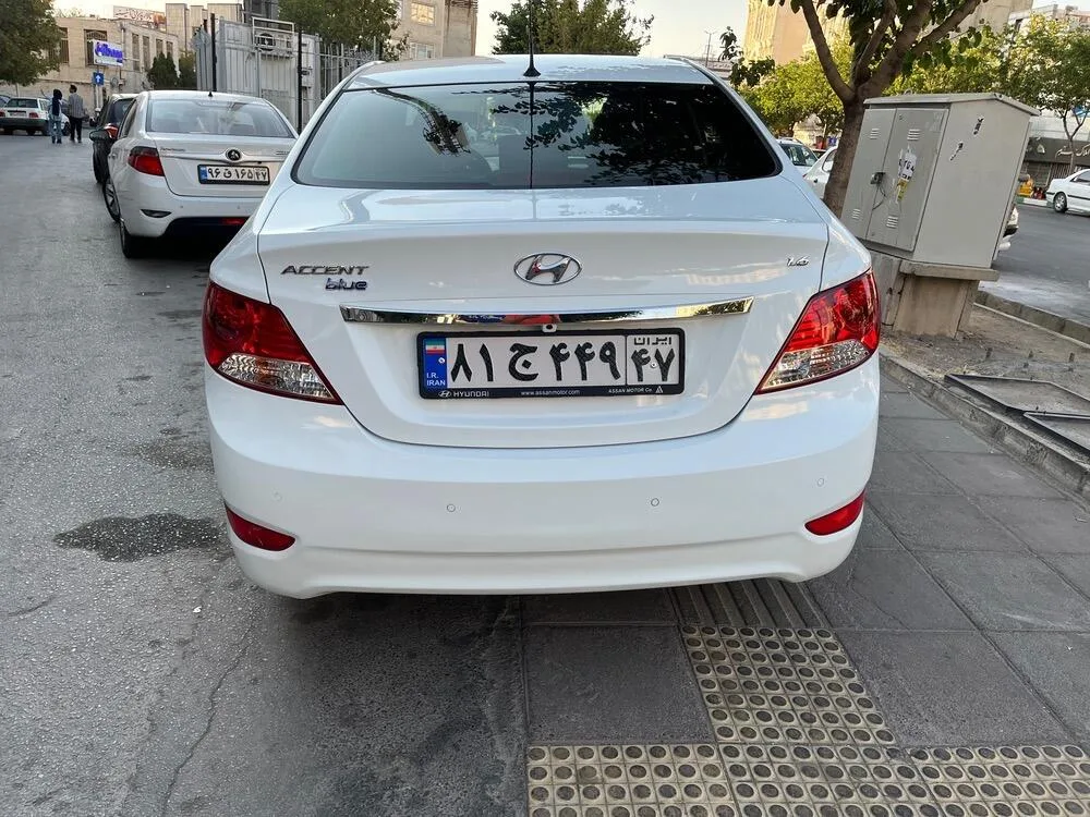 هیوندای  اکسنت 2