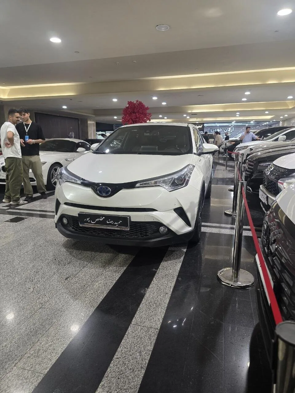 تویوتا  C-HR 2