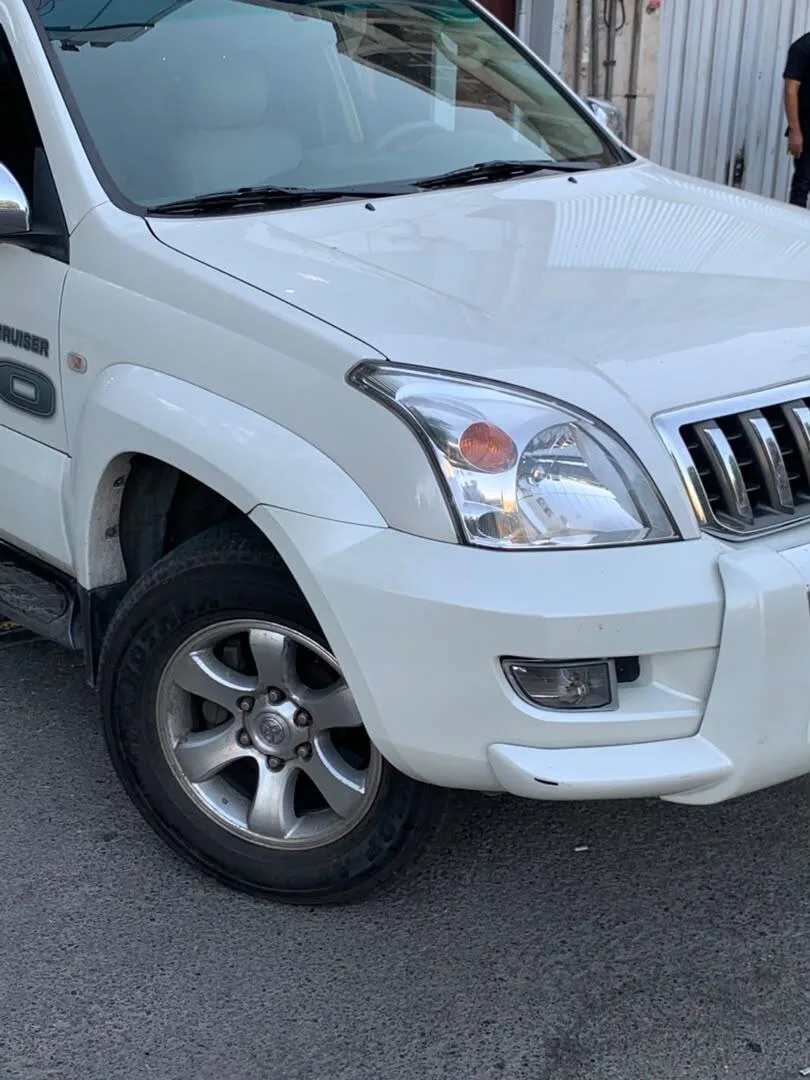 تویوتا  پرادو دو در 3