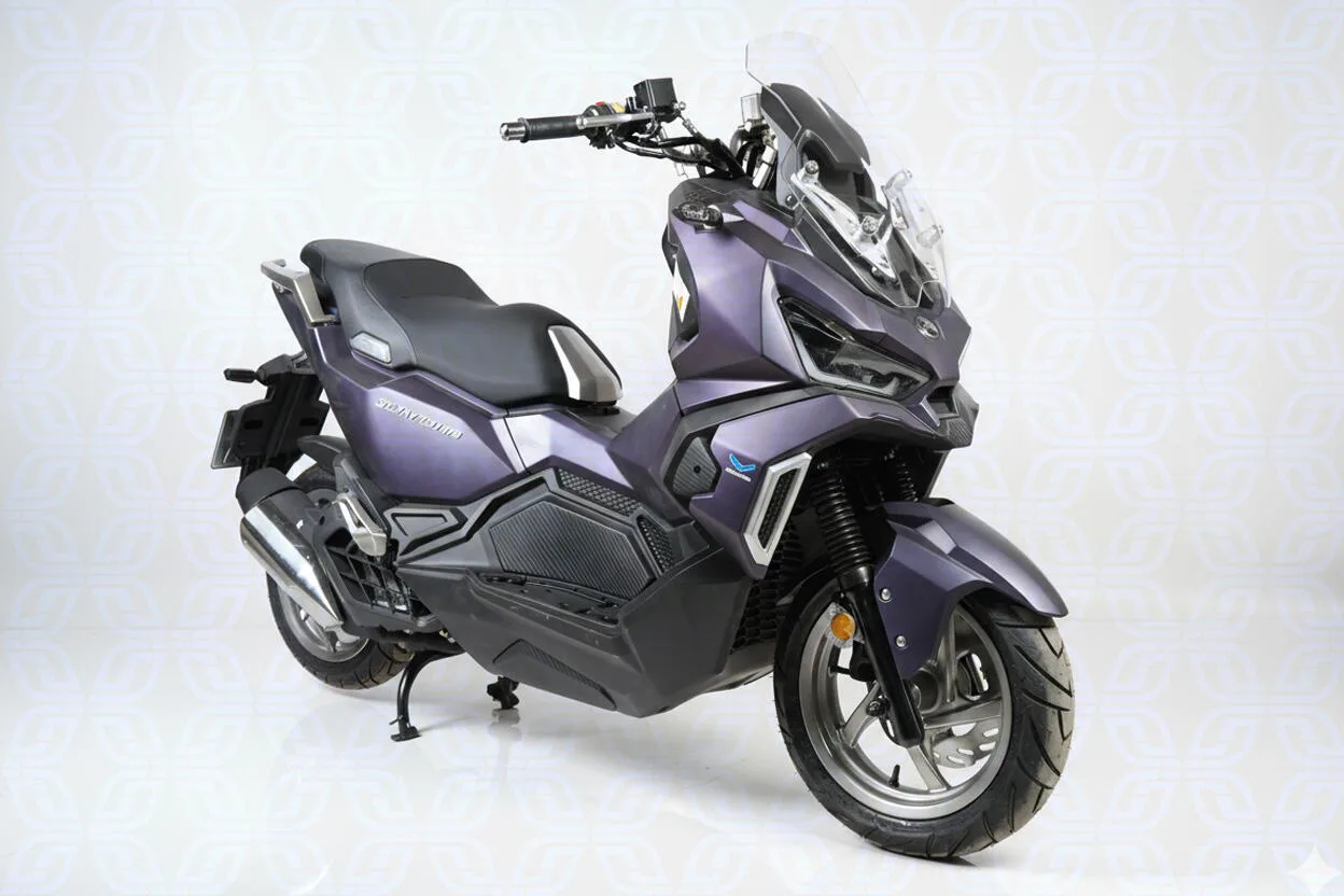 اس وای ام ADV 175