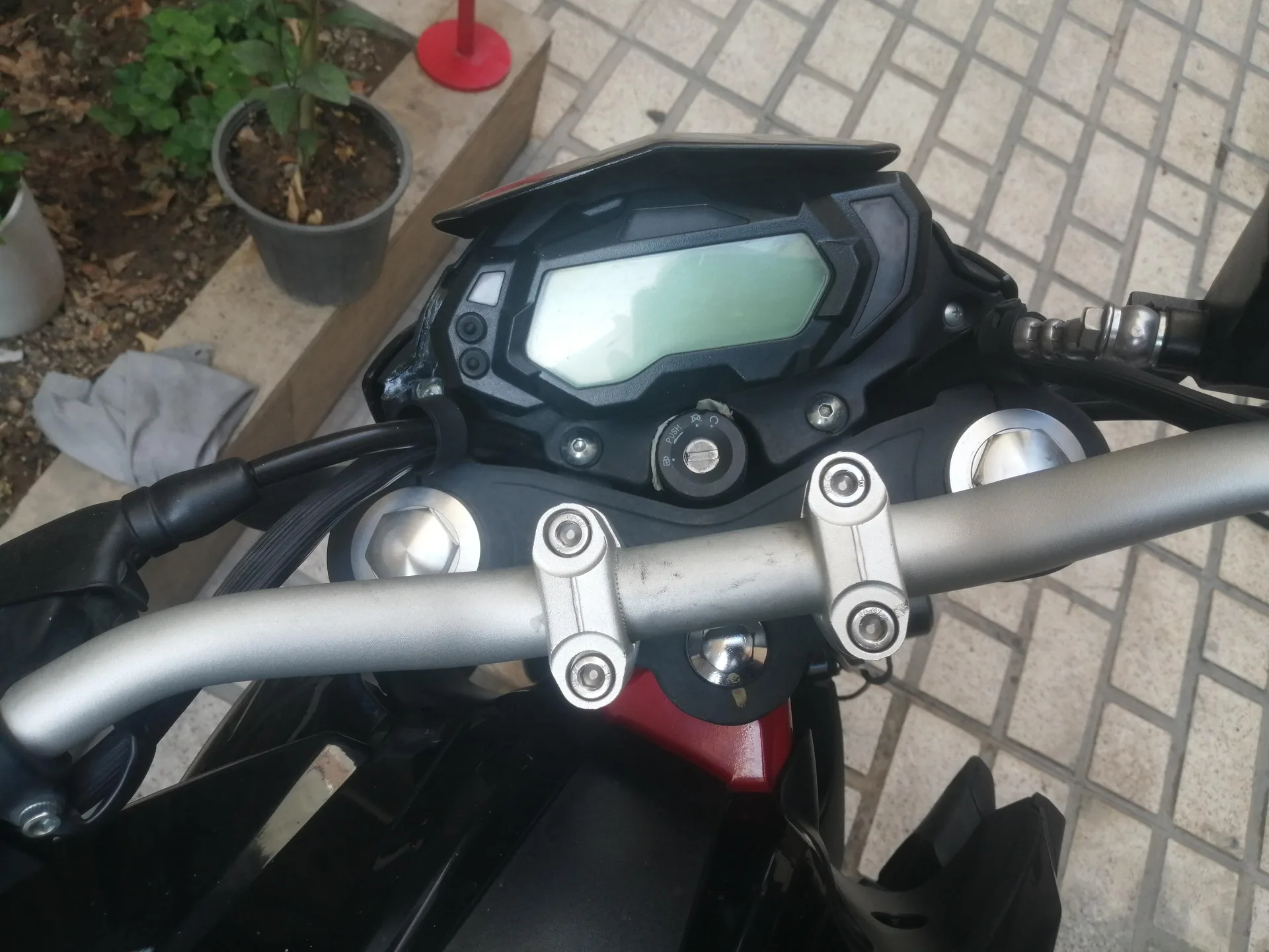 بنلی  TNT 25N 2