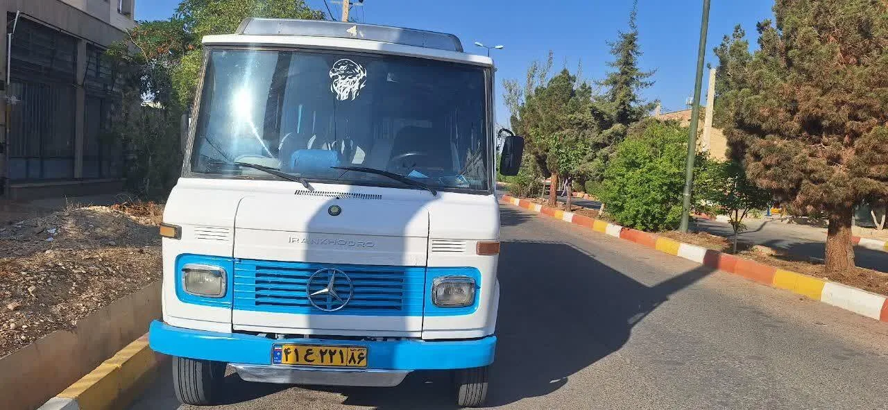 مرسدس بنز  508 4