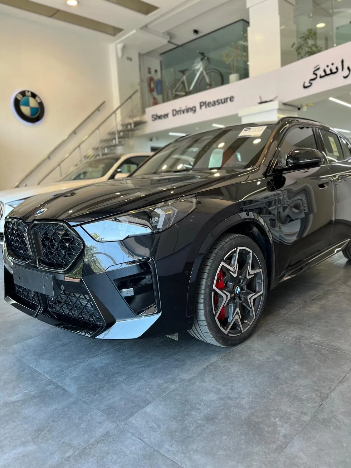 ب ام و  X2 6