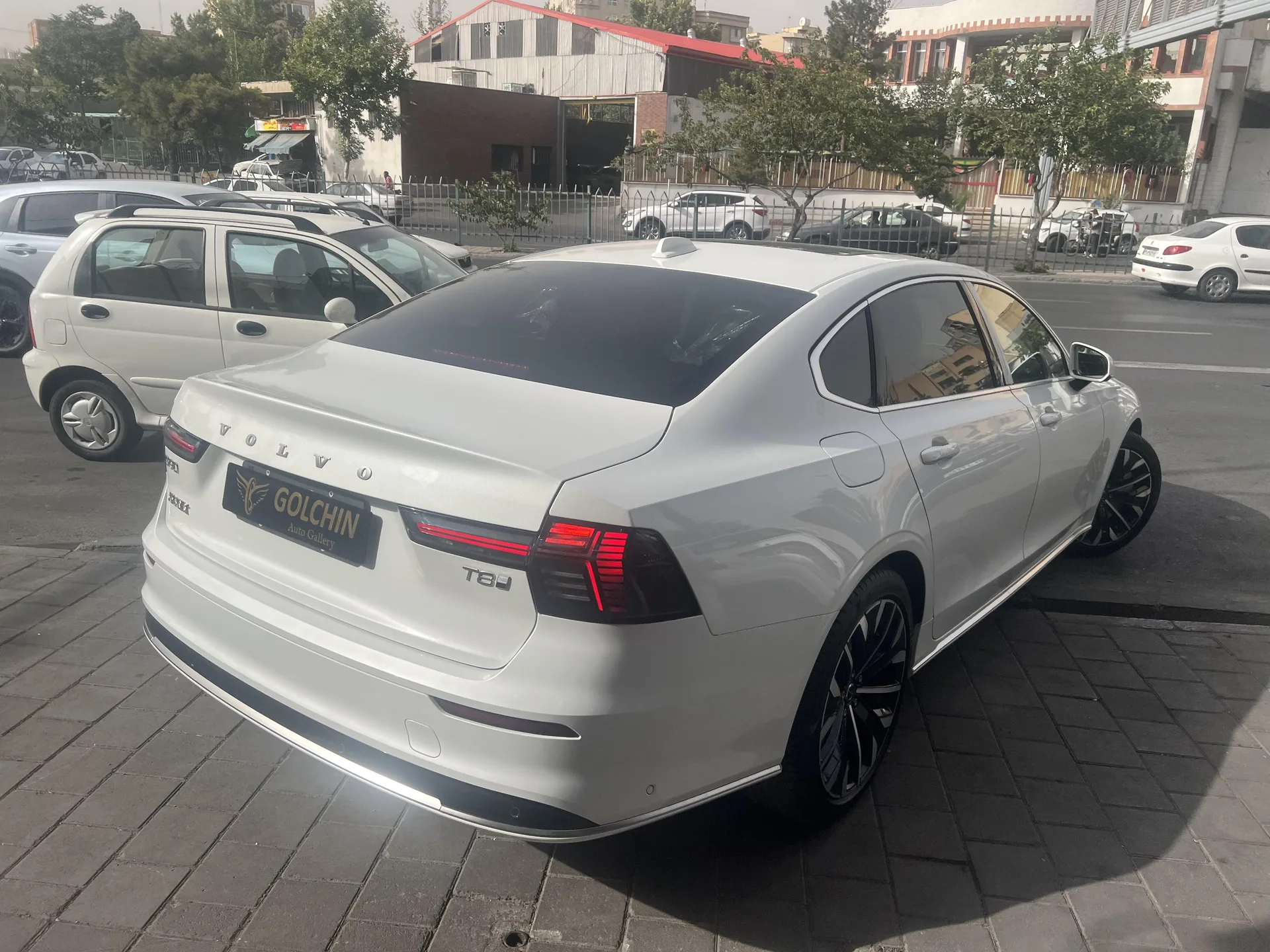 ولوو  S90 23