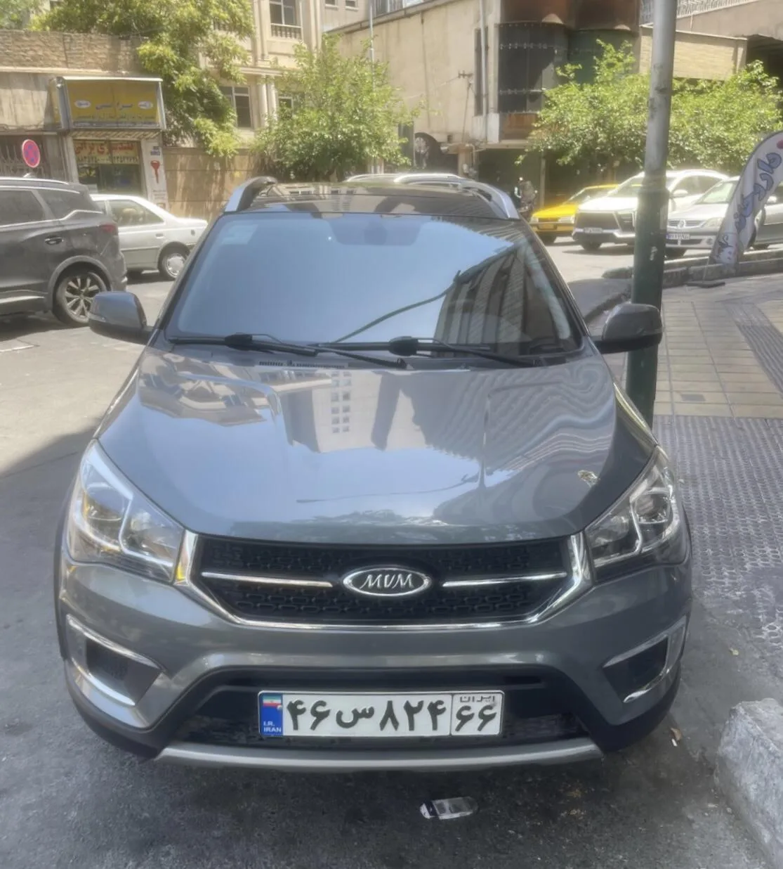 ام وی ام  X22 2