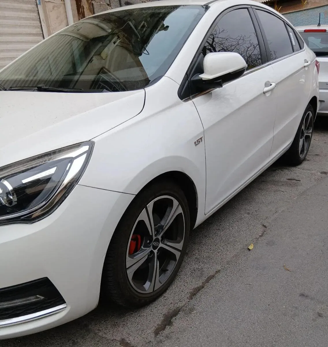 چری  آریزو 5T 4