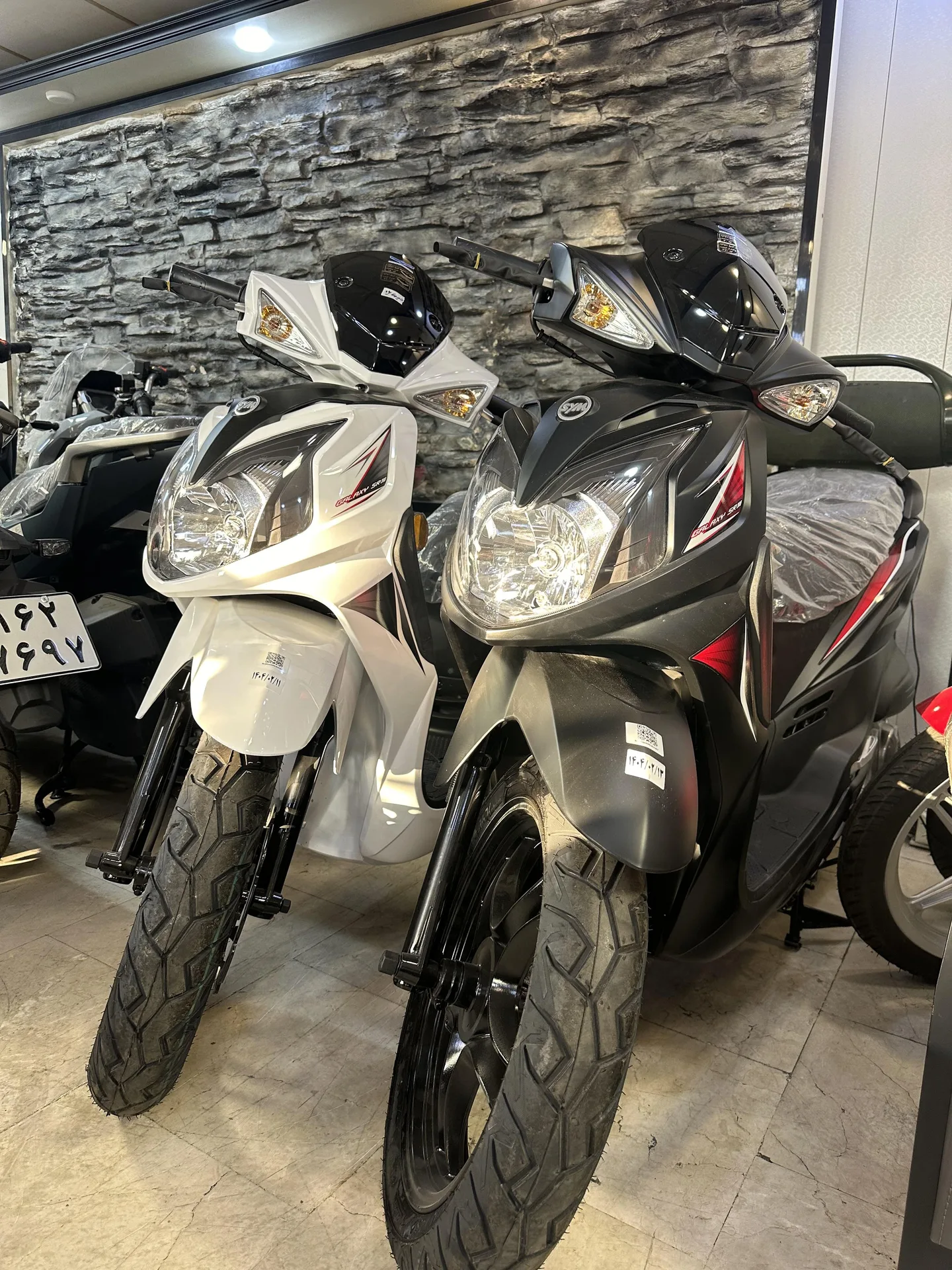 اس وای ام گلکسی SR 200