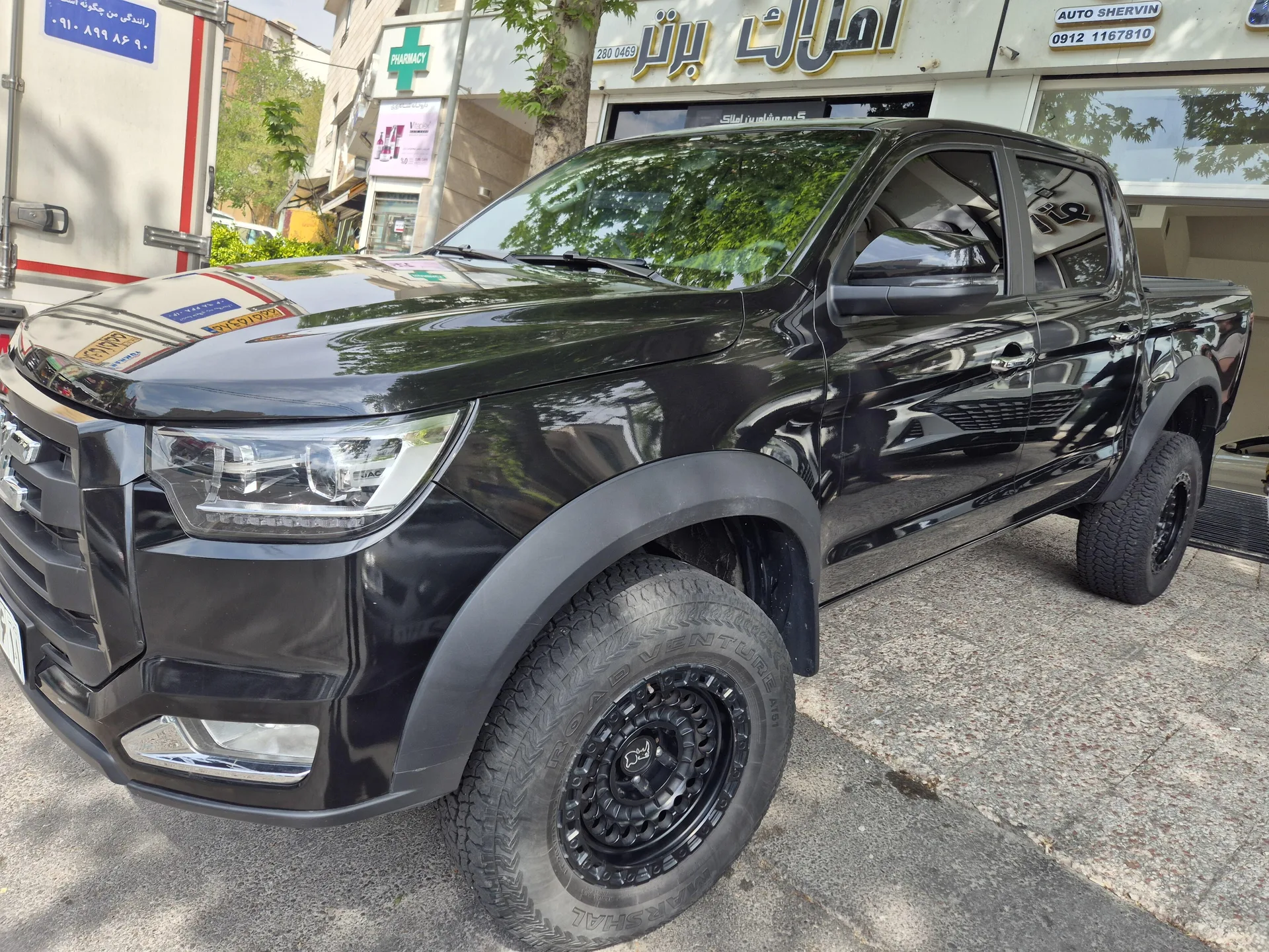 کی ام سی  T8 4