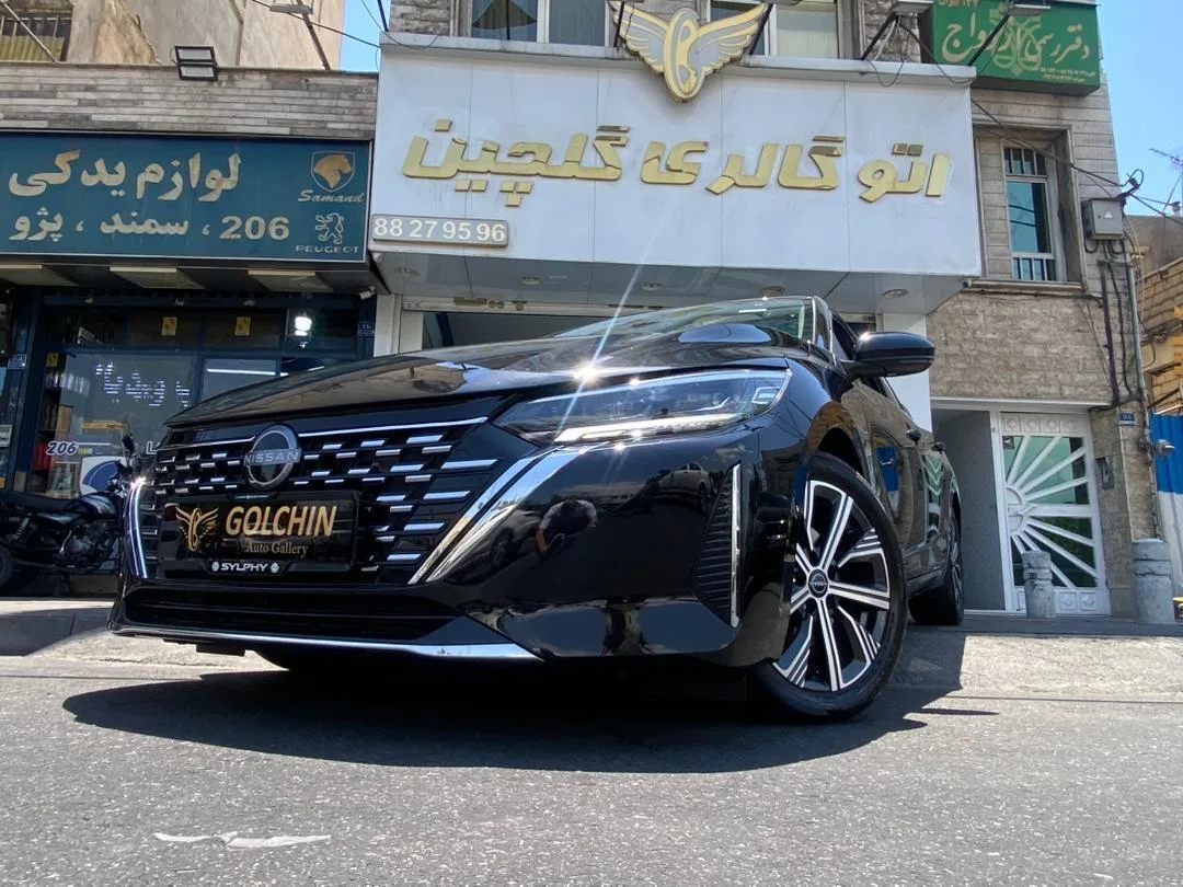 نیسان  سیلفی e-POWER 4
