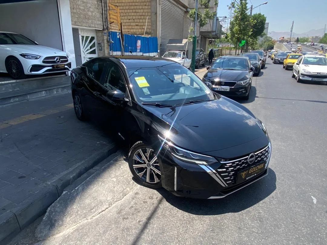 نیسان  سیلفی e-POWER 12