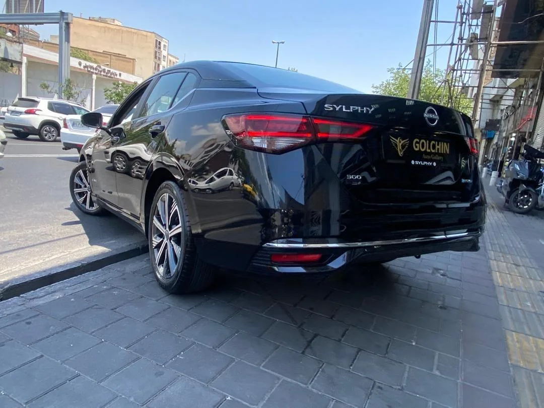 نیسان  سیلفی e-POWER 17
