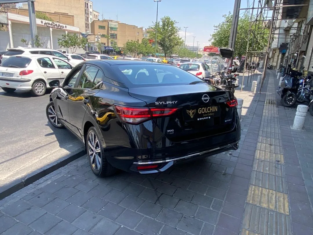 نیسان  سیلفی e-POWER 18