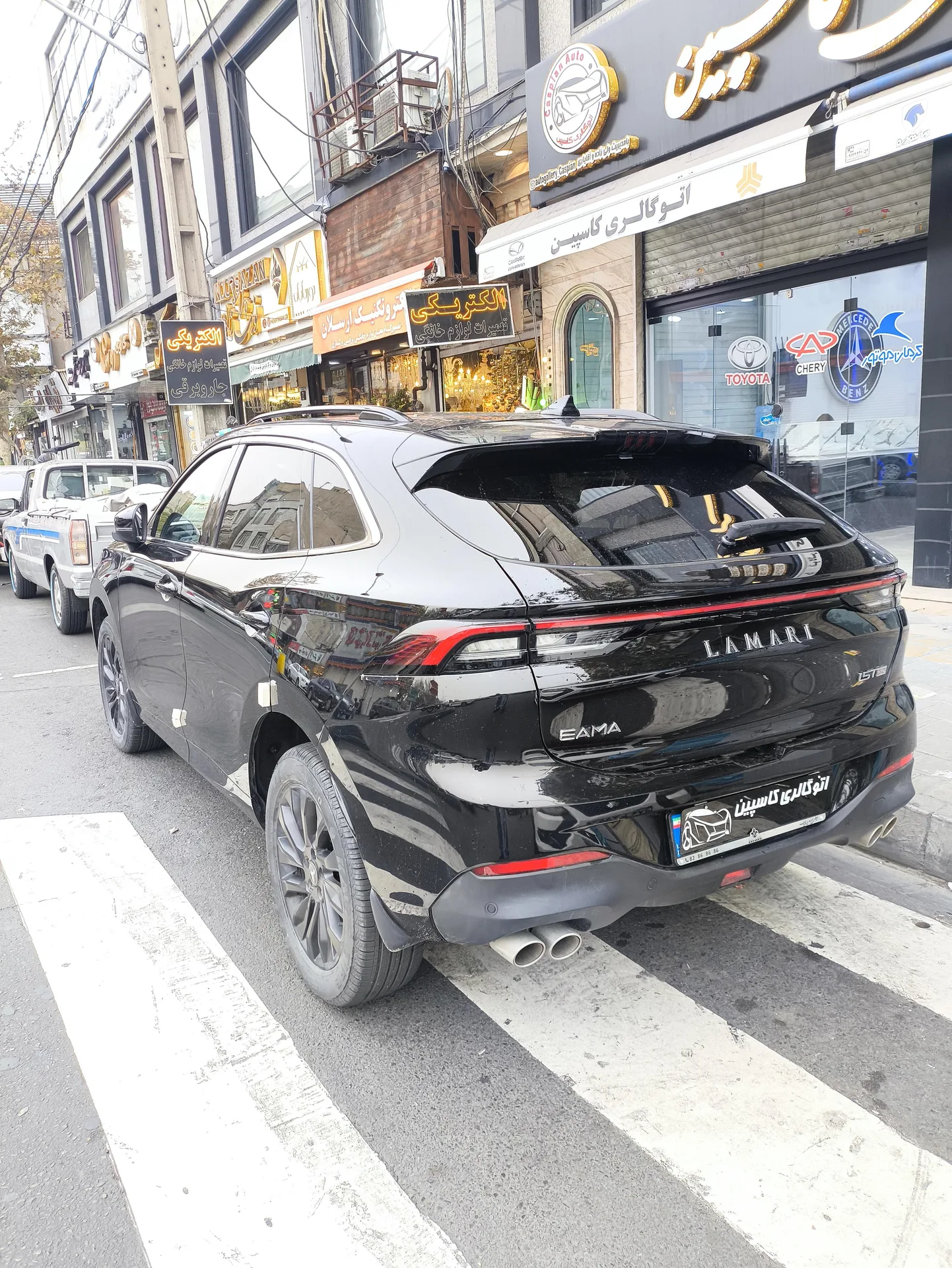 لاماری  ایما 3