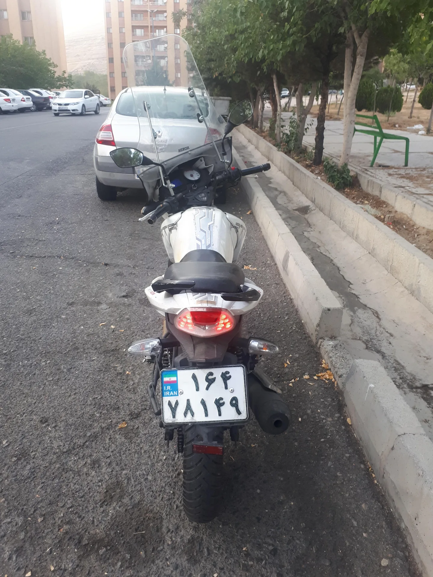 تی وی اس  آپاچی 180 3
