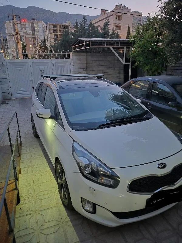 کیا  کارنز 2