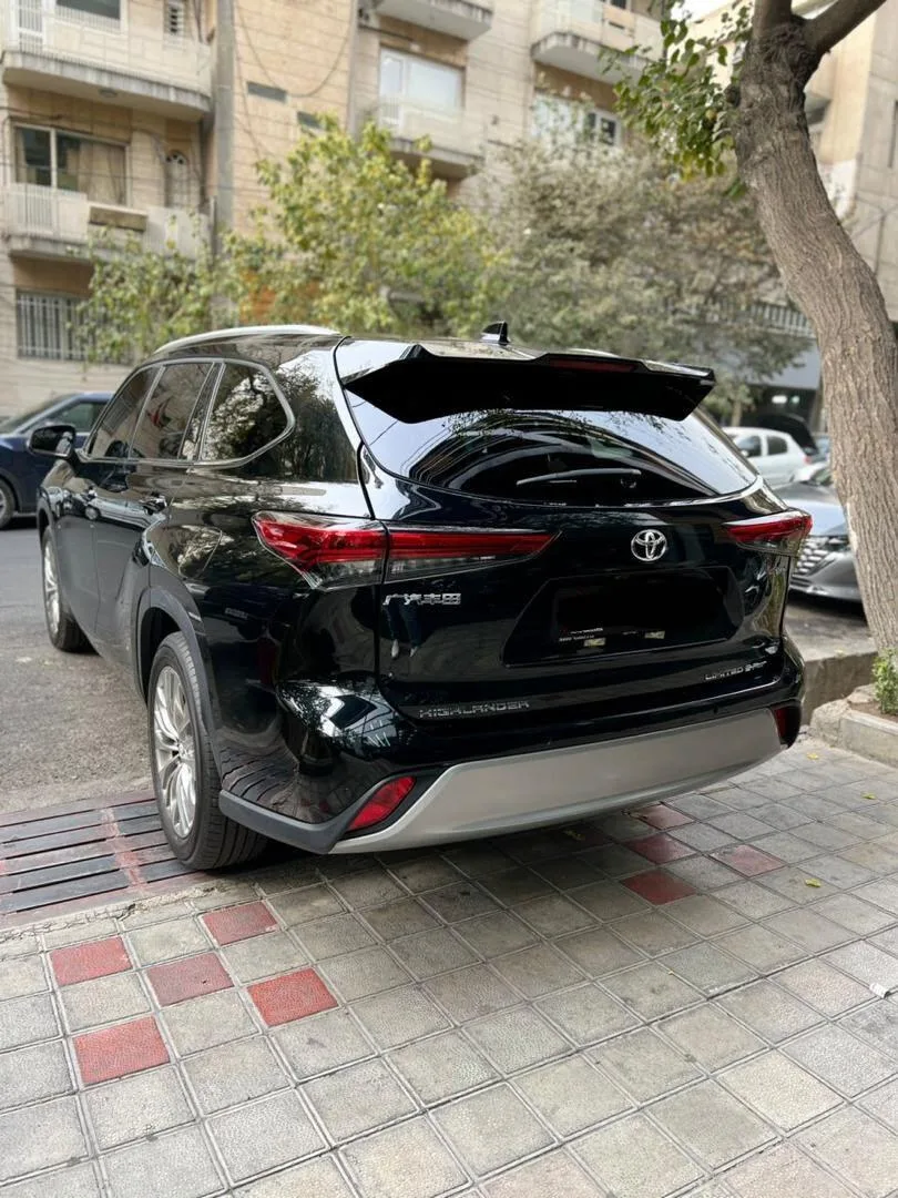 تویوتا هایلندر هیبرید
