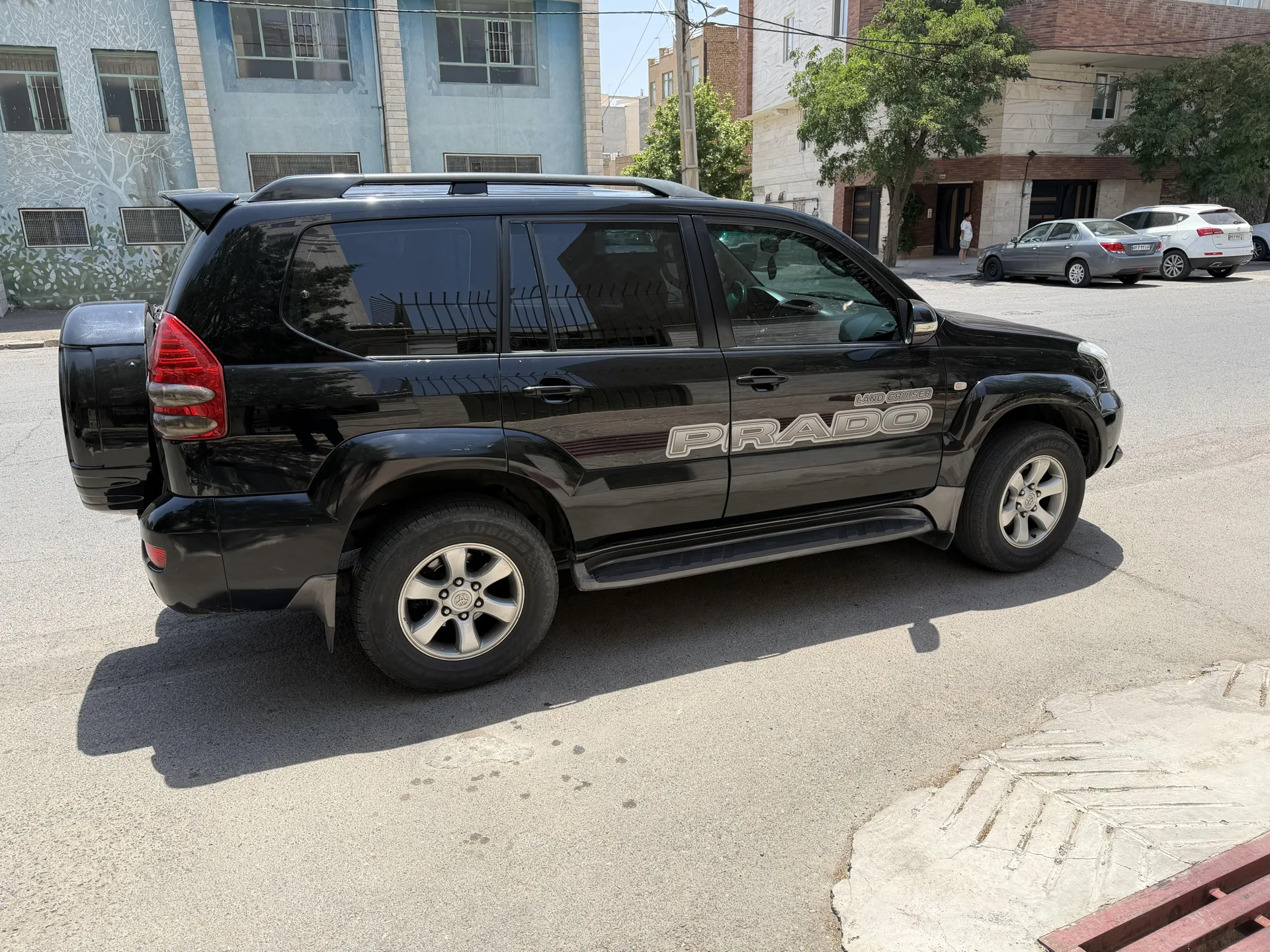تویوتا  پرادو  چهار در
