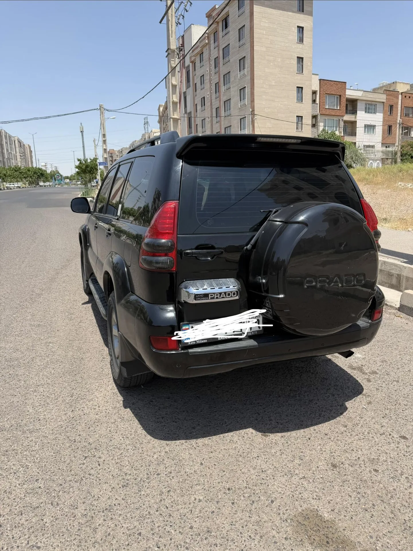 تویوتا  پرادو  چهار در 2
