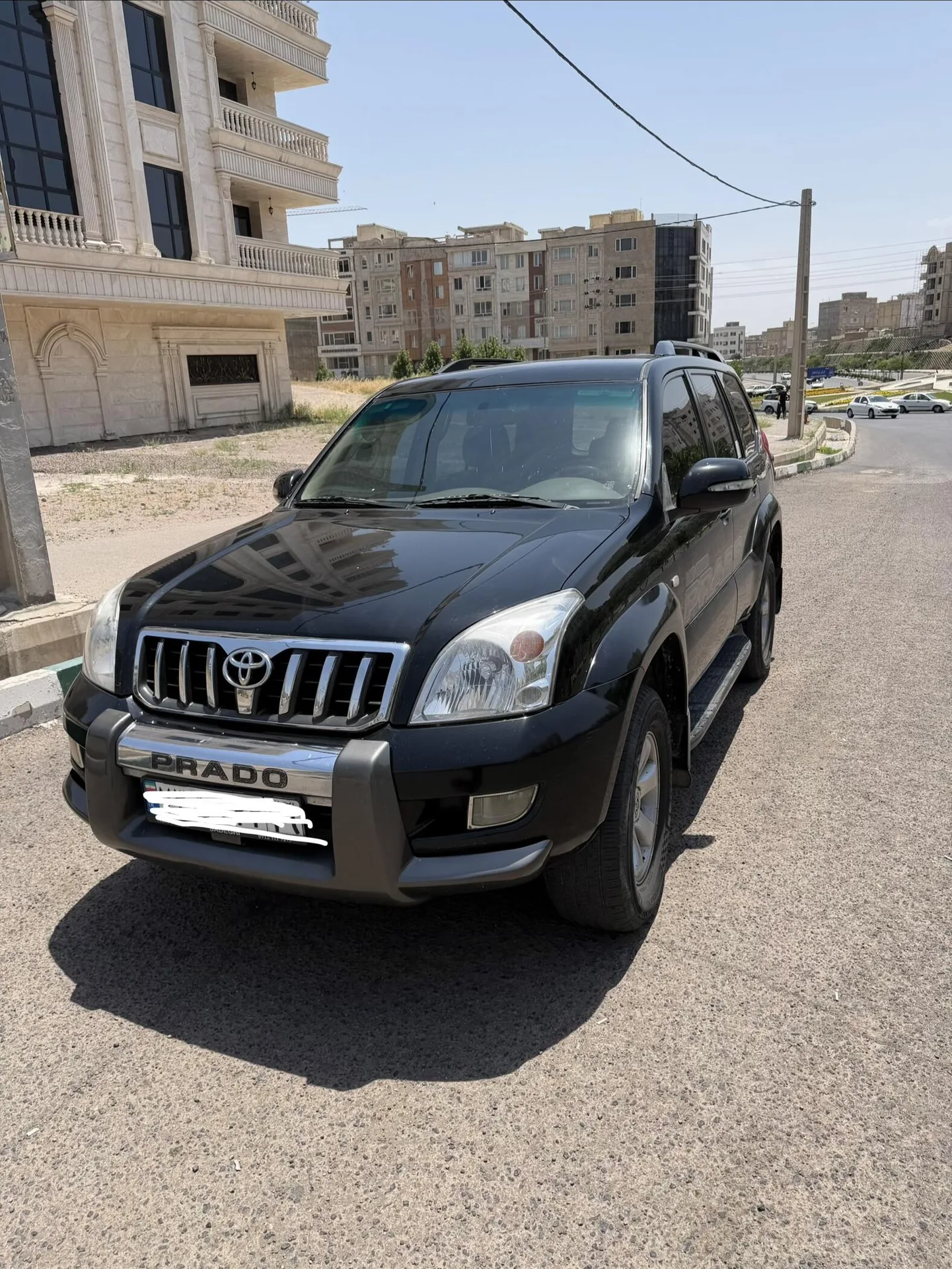 تویوتا  پرادو  چهار در 3