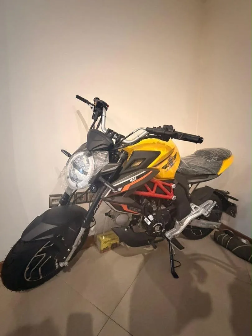 باجاج XCD 125