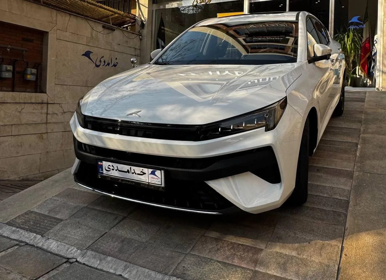 کی ام سی  J7
