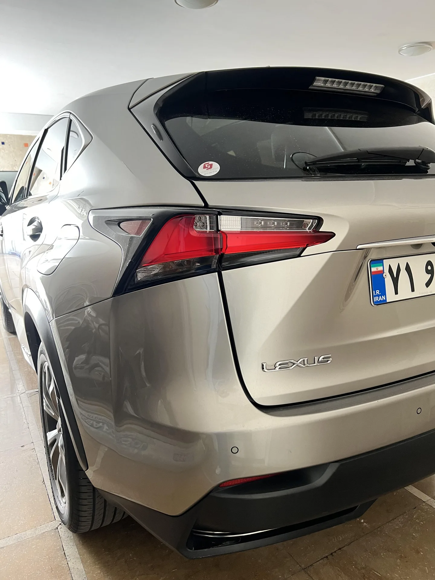 لکسوس  NX هیبرید 2