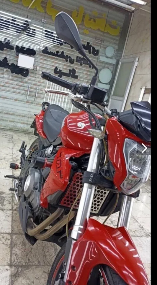 بنلی  TNT 300 2