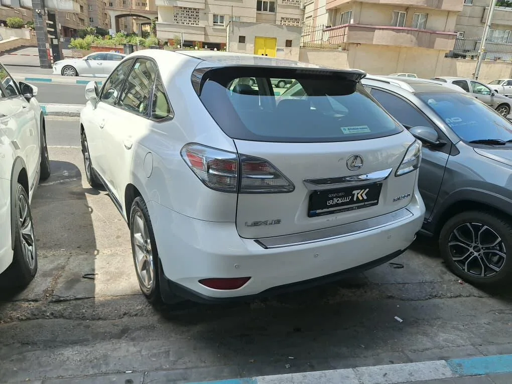 لکسوس  RX 8