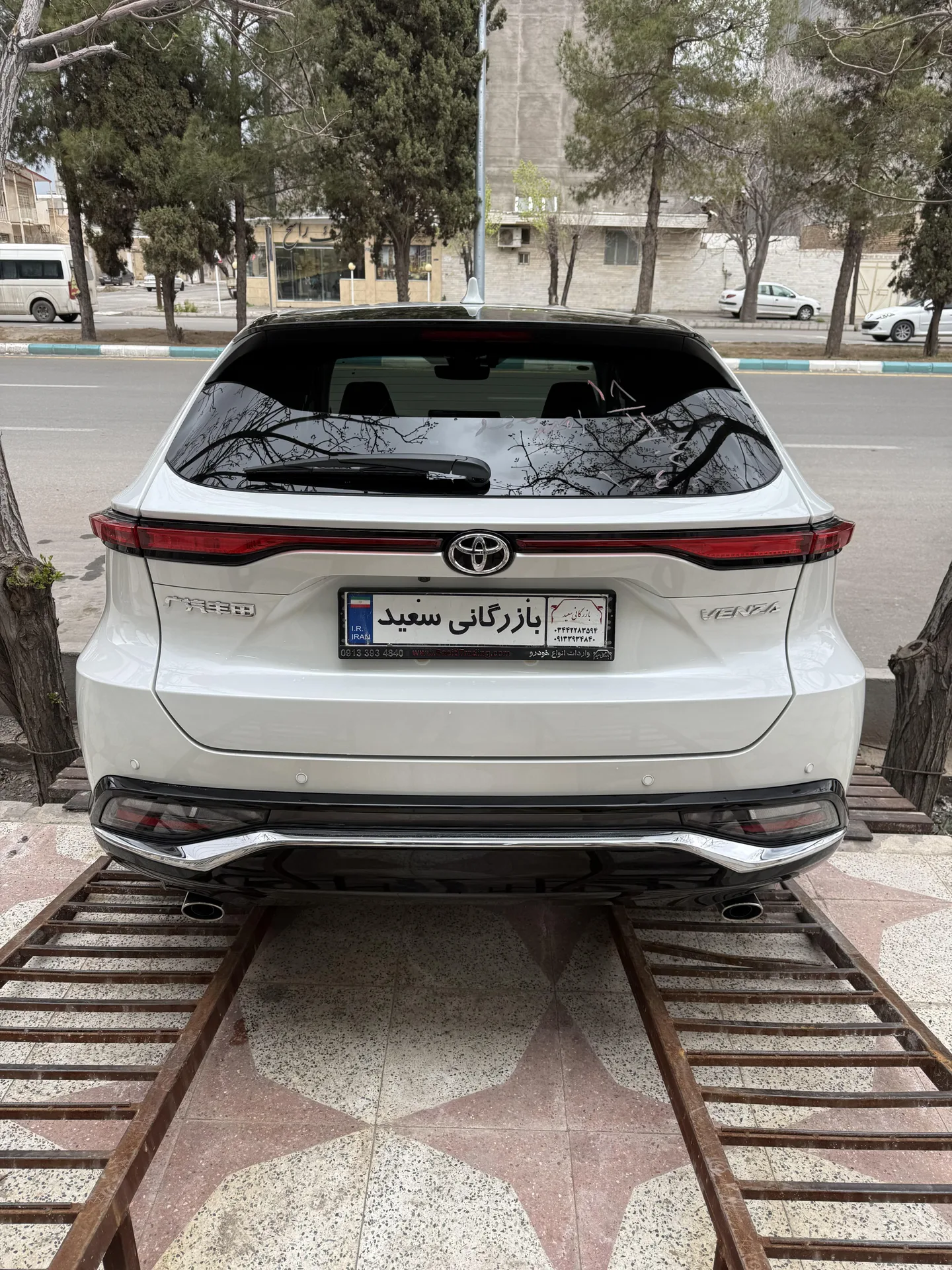تویوتا  ونزا 2