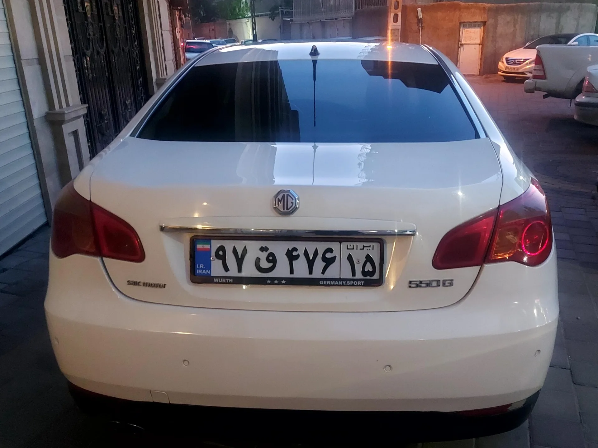 ام جی  550 2