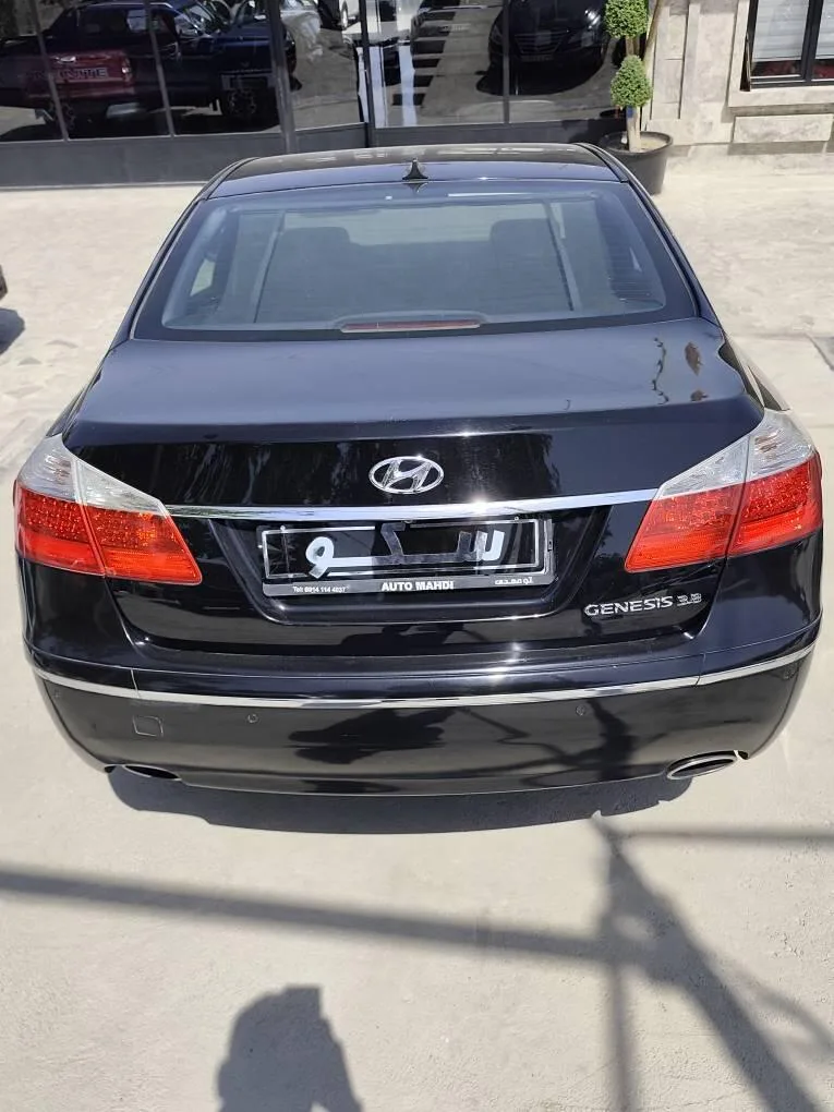 هیوندای  جنسیس 4