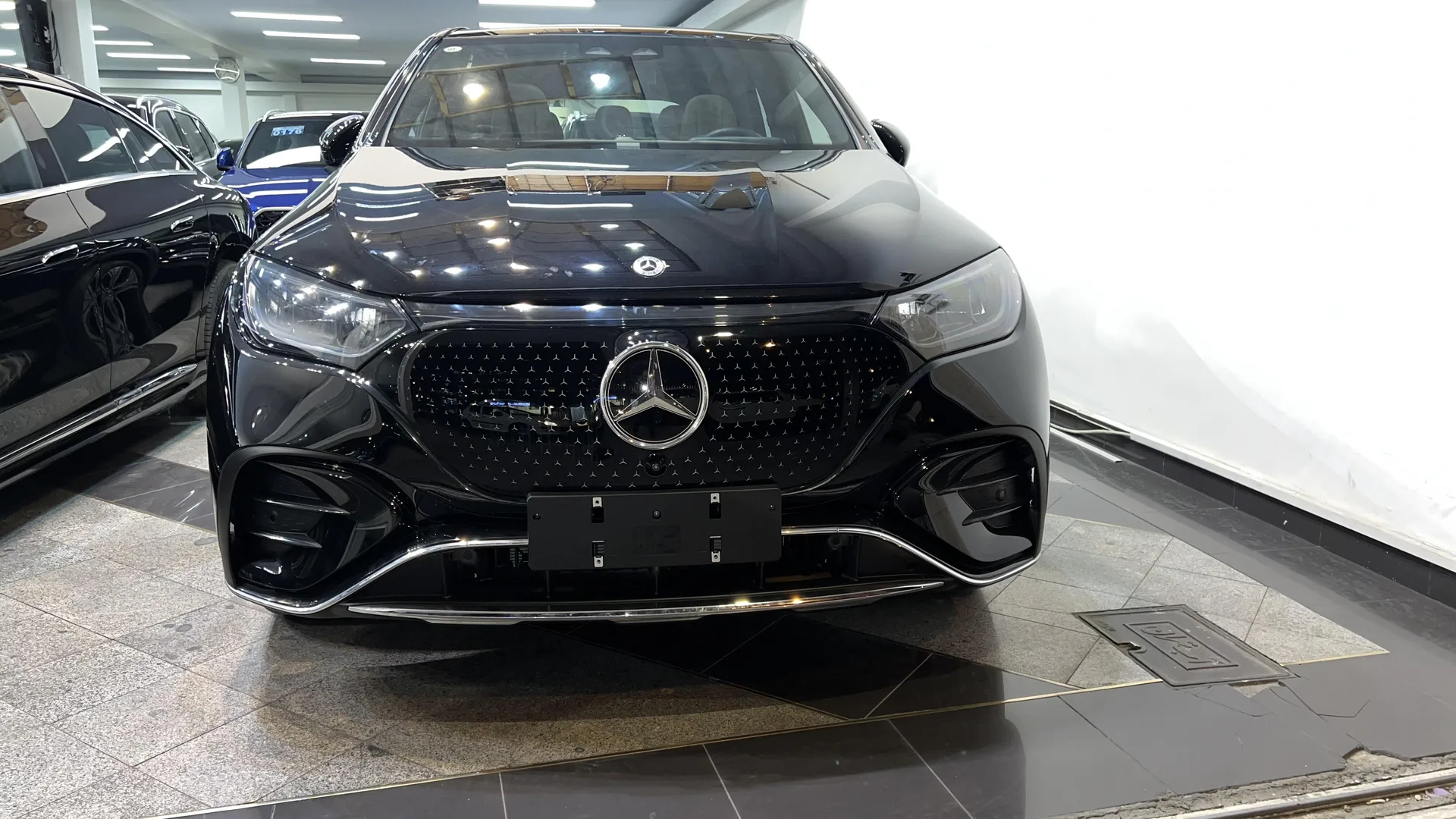 بنز EQE SUV