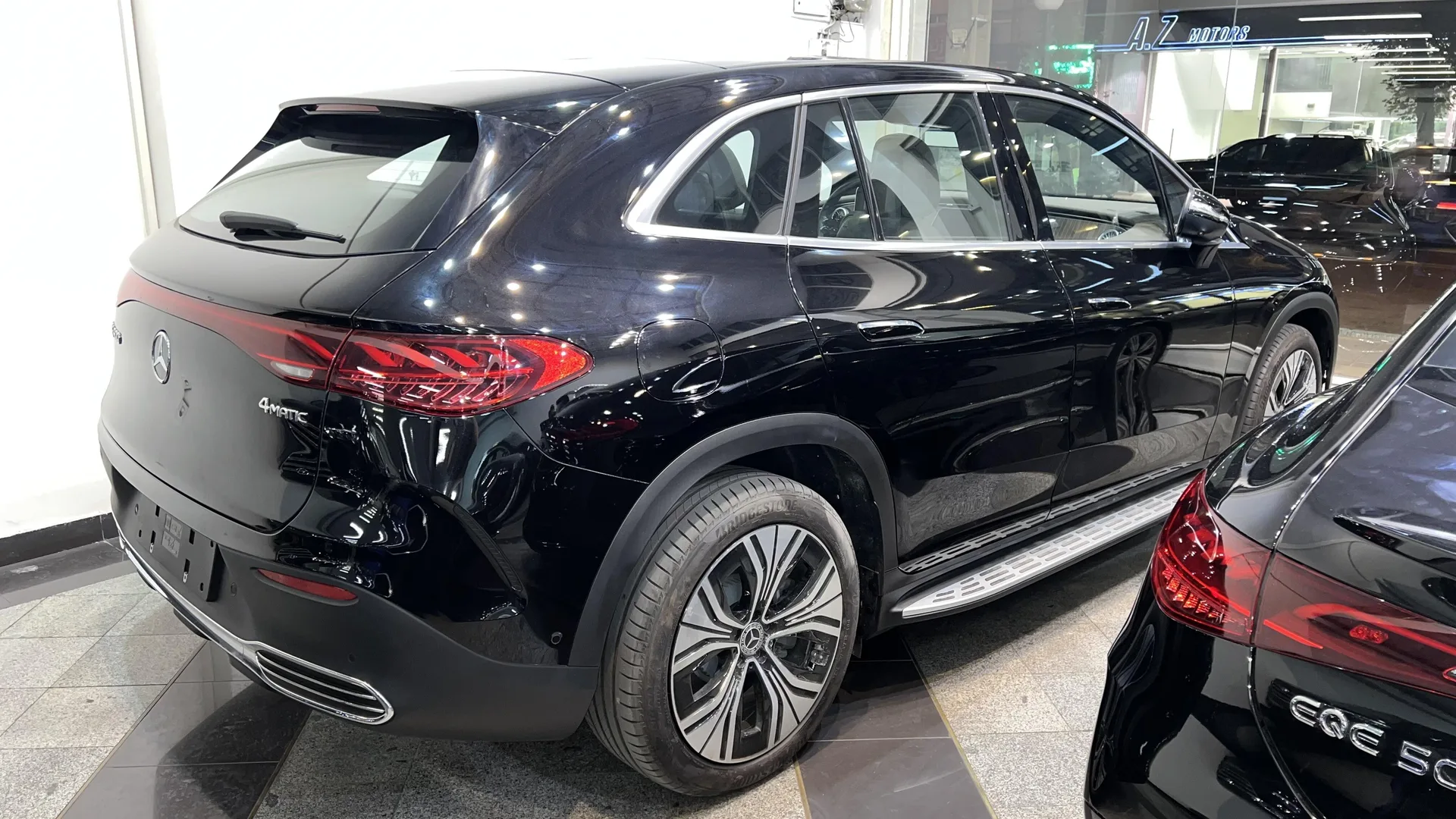بنز  EQE SUV 3
