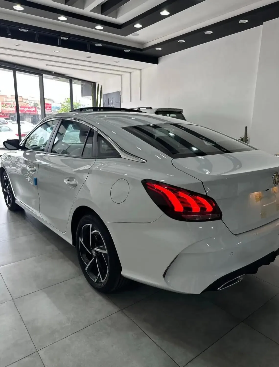ام جی  GT 4