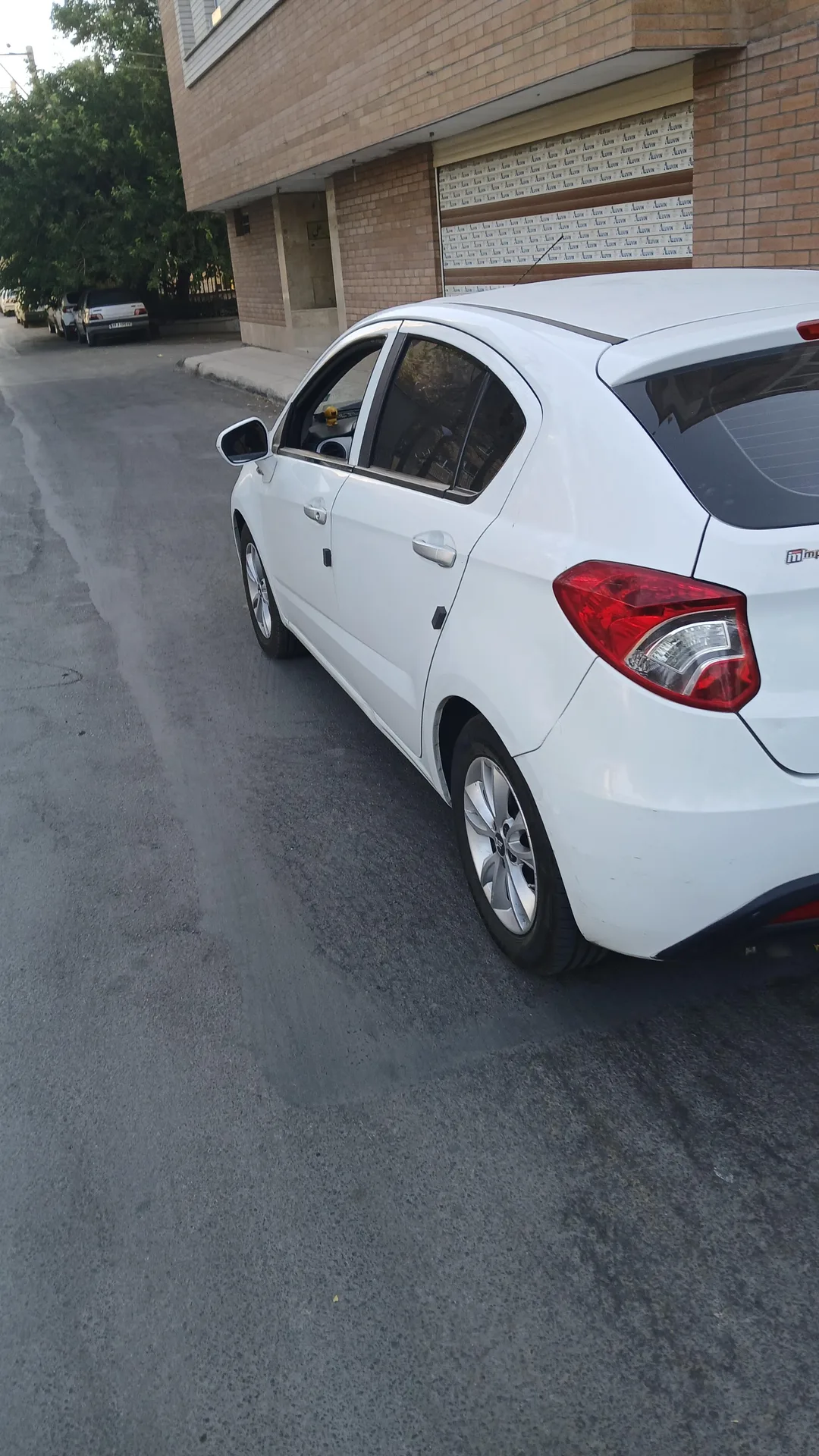 برلیانس  H220 3