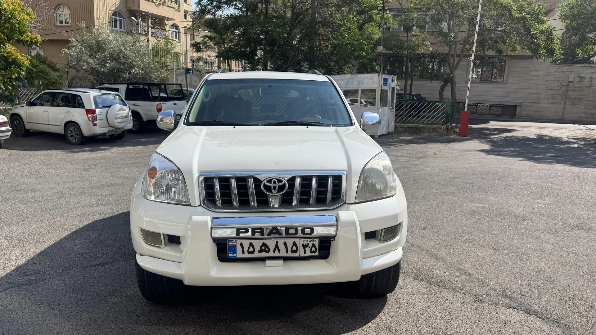 تویوتا  پرادو  چهار در 3