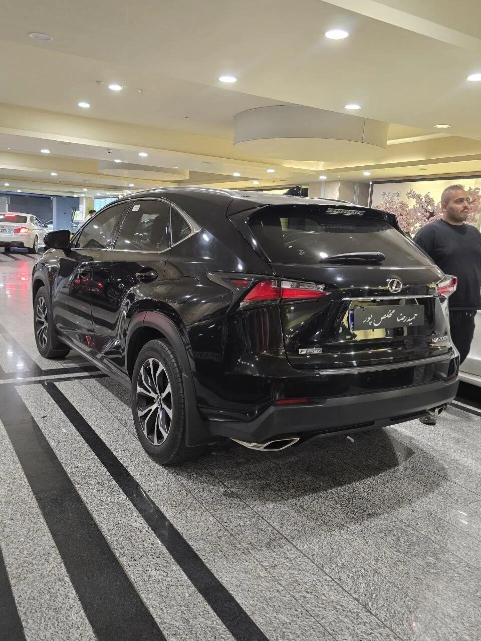 لکسوس  NX 3