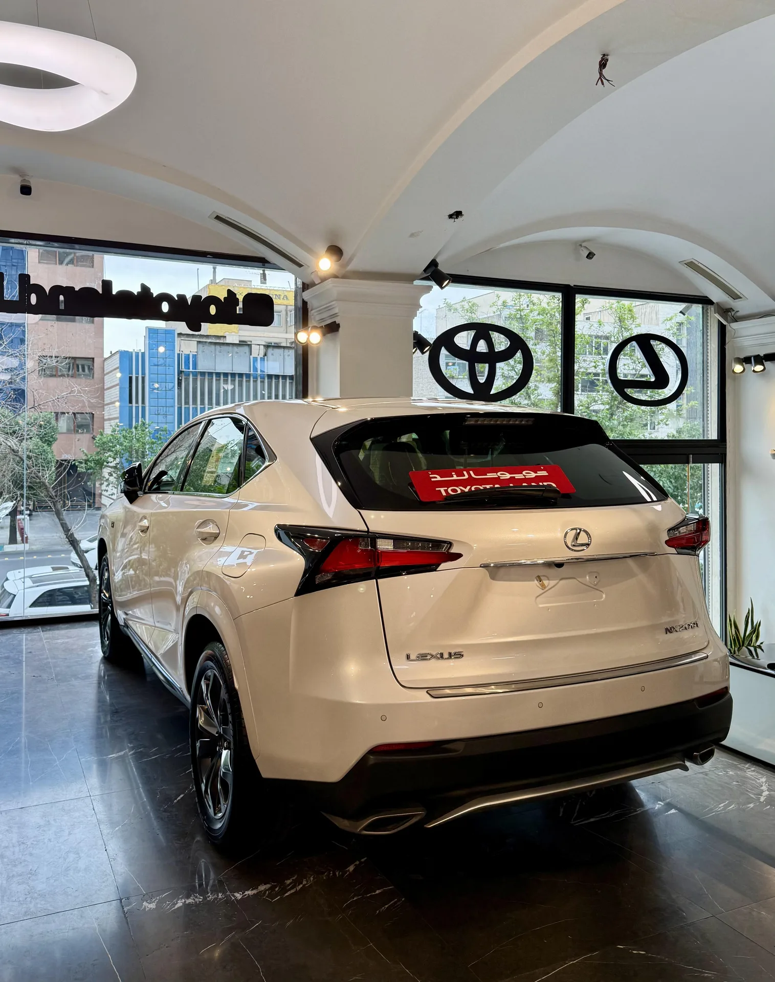 لکسوس  NX 2