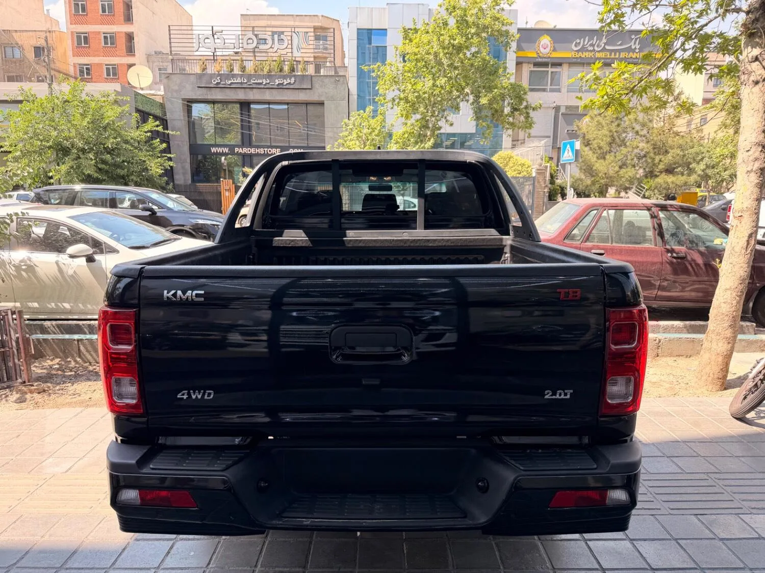 کی ام سی  T8 5