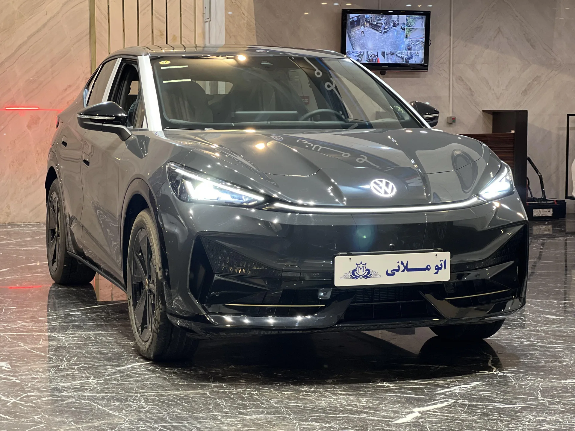 فولکس  آی دی یونیکس 4