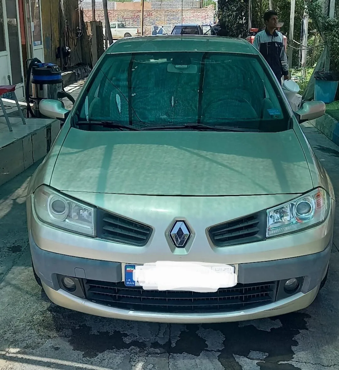 رنو مگان (وارداتی)