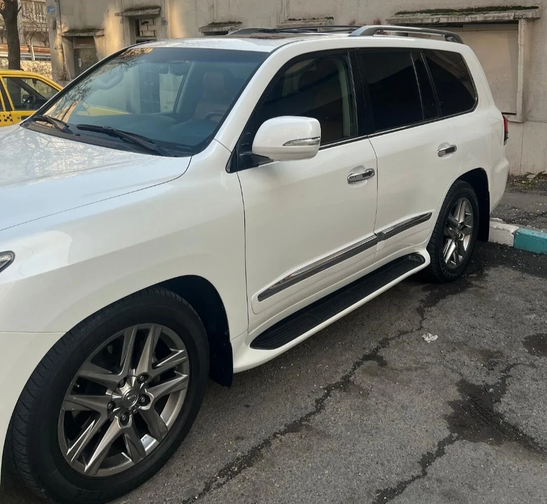 لکسوس  LX 4