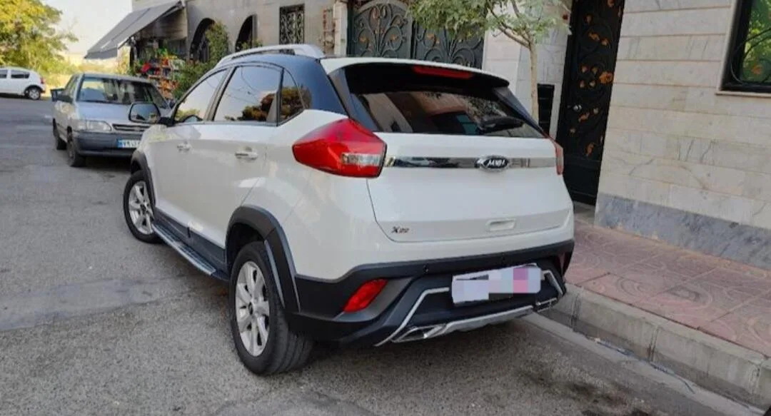 ام وی ام  X22 3