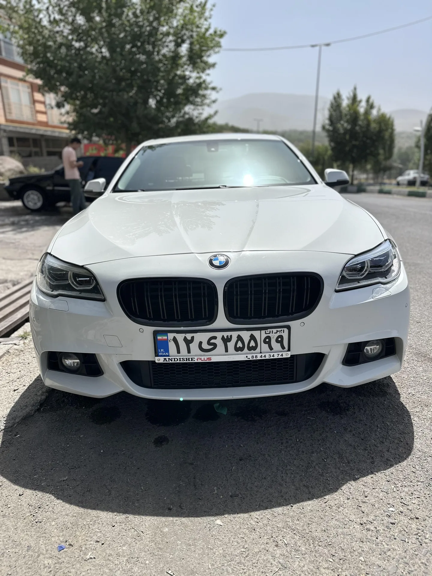 ب ام و  سری 5 سدان 3