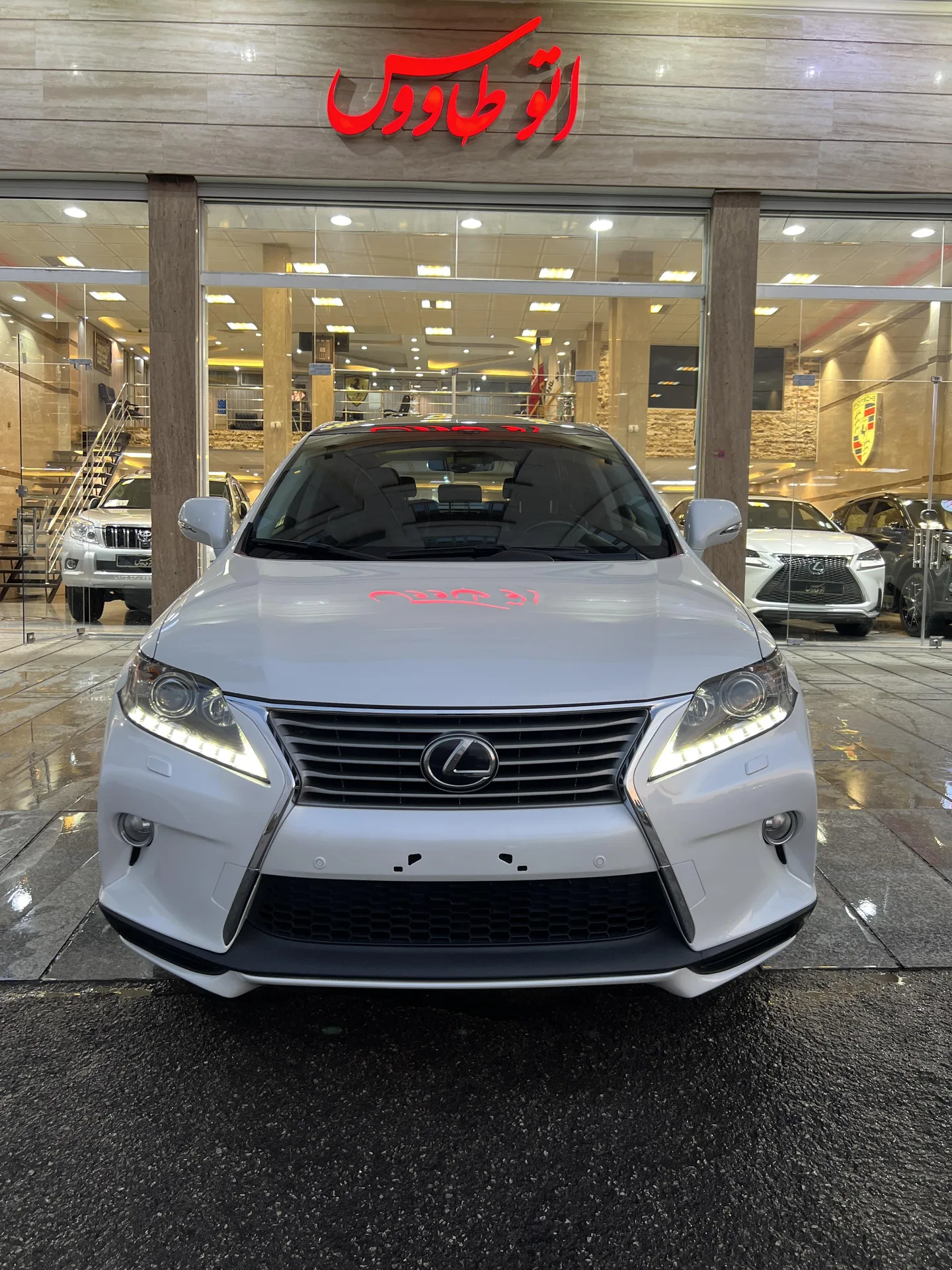 لکسوس RX