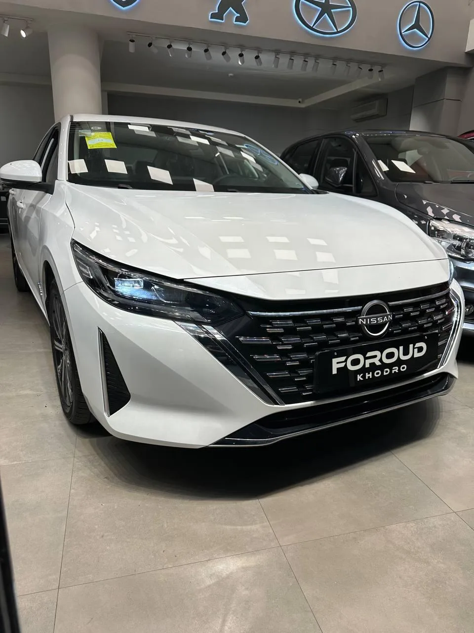 نیسان  سیلفی e-POWER 2
