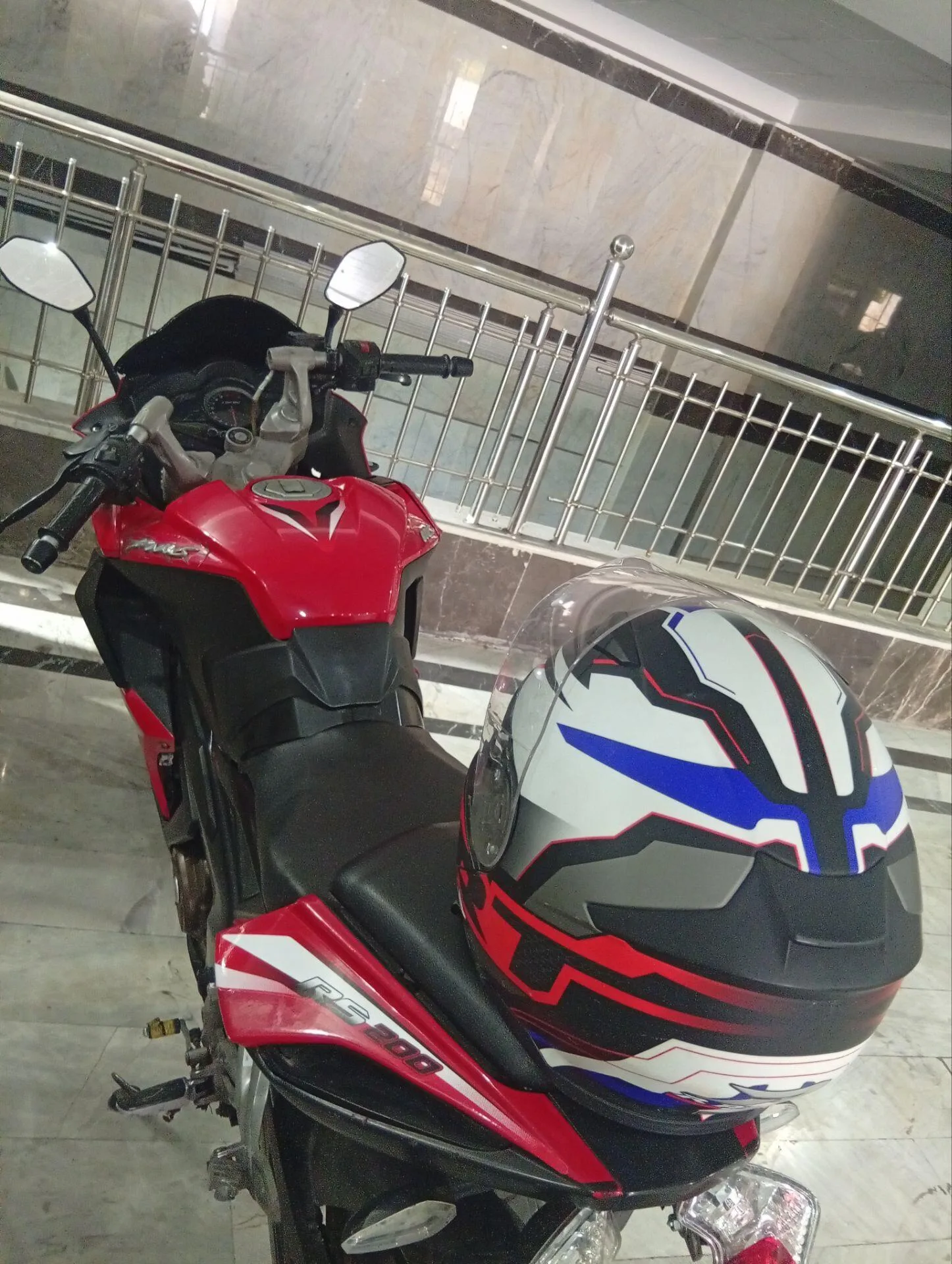 باجاج پالس 200RS
